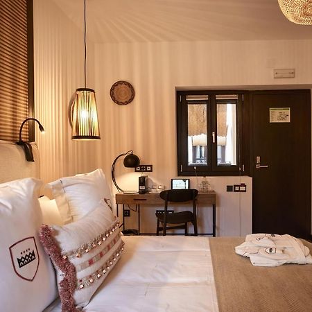 Hotel Santo Cristo La Ciudadela Марбеля Екстериор снимка
